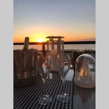 فيلة Luxury Sunset Ocean View Pool For 8 Guests أذيخي